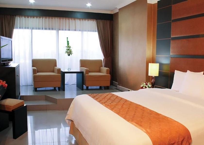  Medan Room