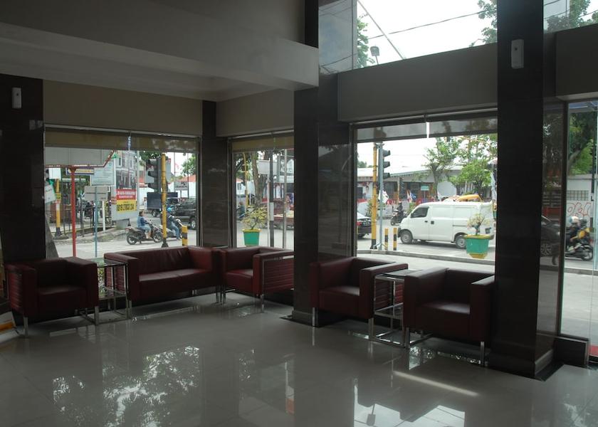 Medan Interior Entrance