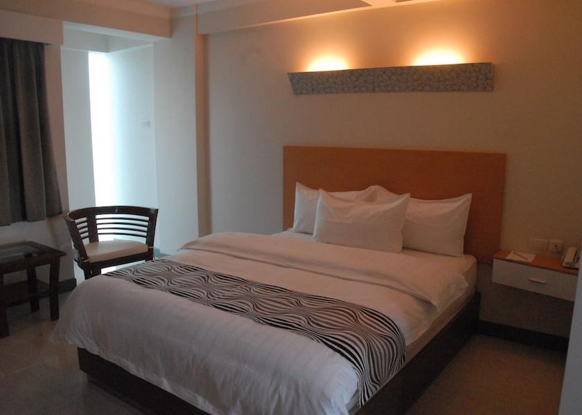  Medan Room
