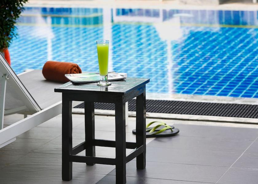 Phuket Karon Terrace