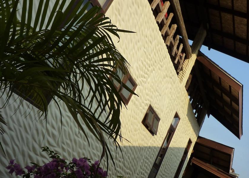 Trat Province Ko Chang Exterior Detail