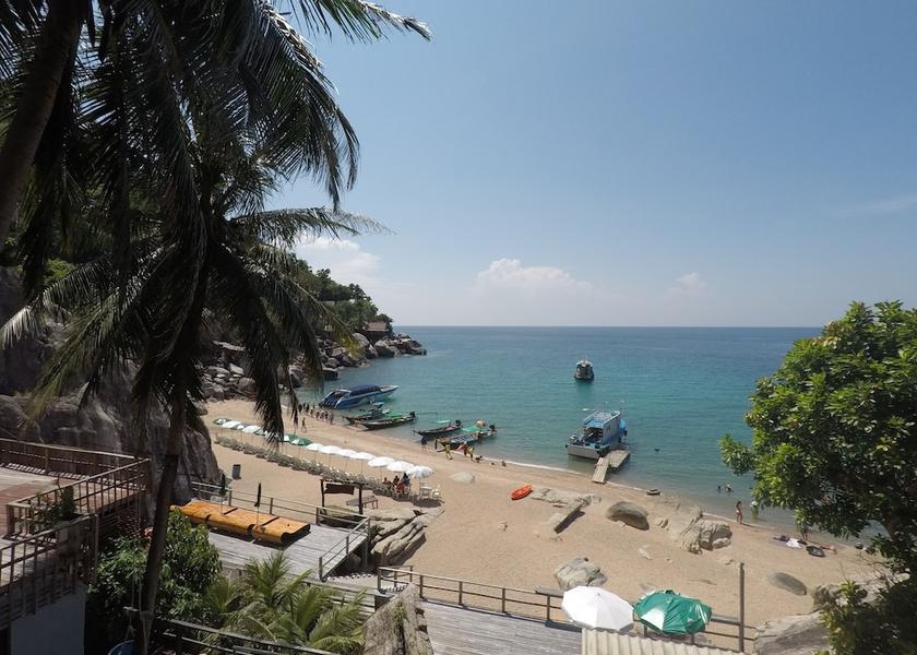 Surat Thani Koh Tao Facade