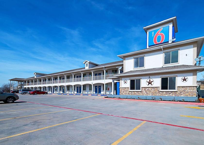 Texas Rhome Exterior Detail