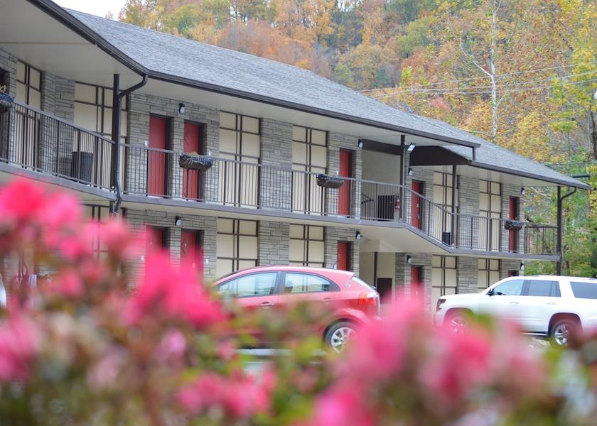 Tennessee Gatlinburg Property Grounds