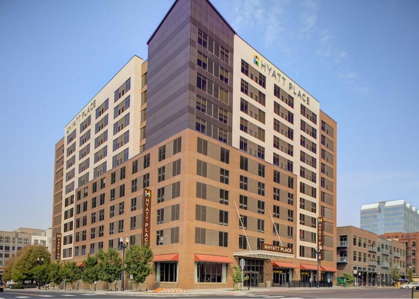 Nebraska Omaha Facade