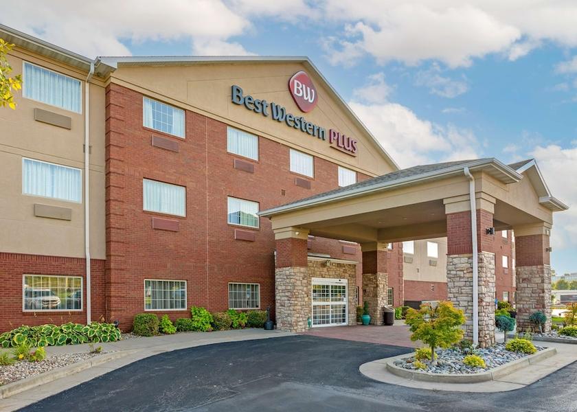 Missouri Jefferson City Exterior Detail