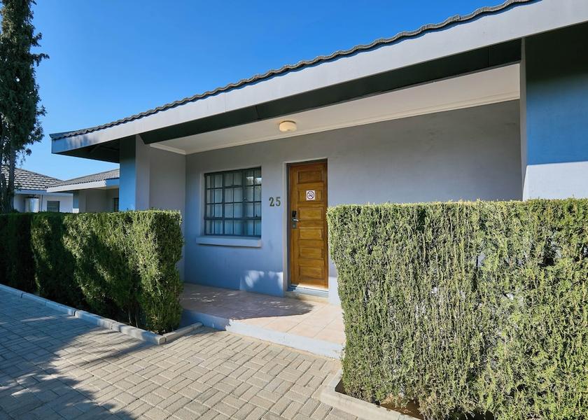  Jwaneng Exterior Detail