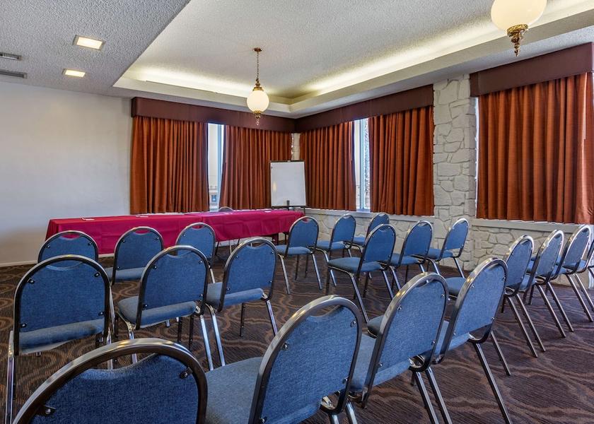 Arizona Kingman Meeting Room
