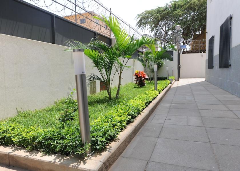  Luanda Exterior Detail