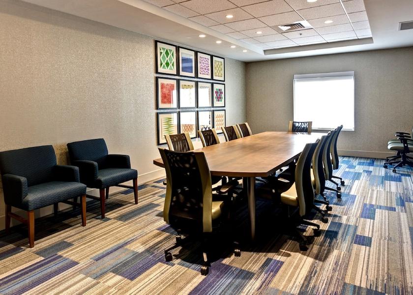 Kansas Manhattan Meeting Room