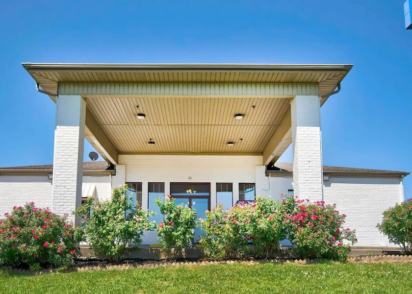 Kentucky Grand Rivers Exterior Detail