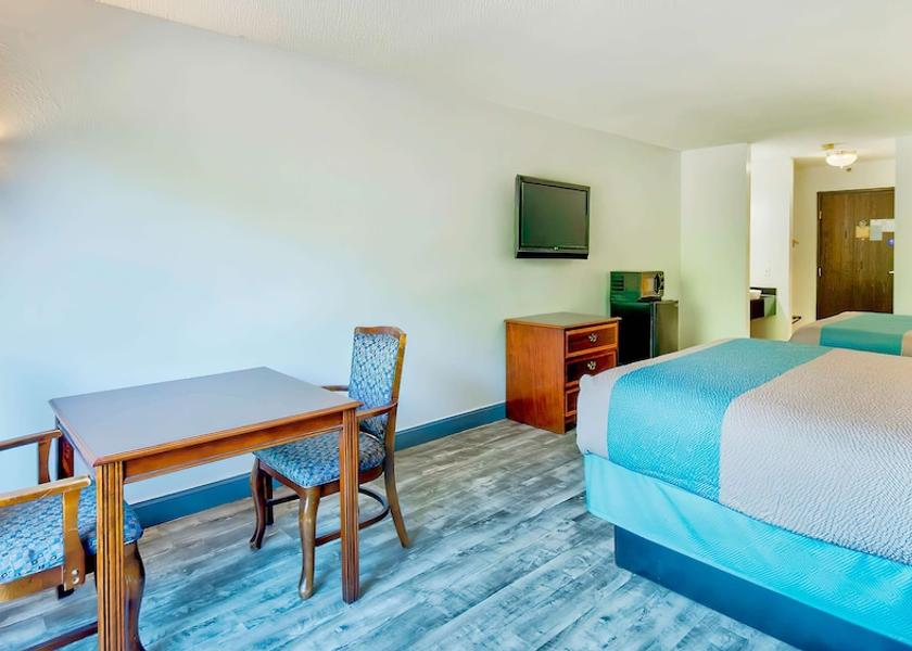 Kentucky Grand Rivers Room