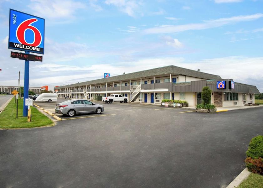 Lima (region) Lima Exterior Detail