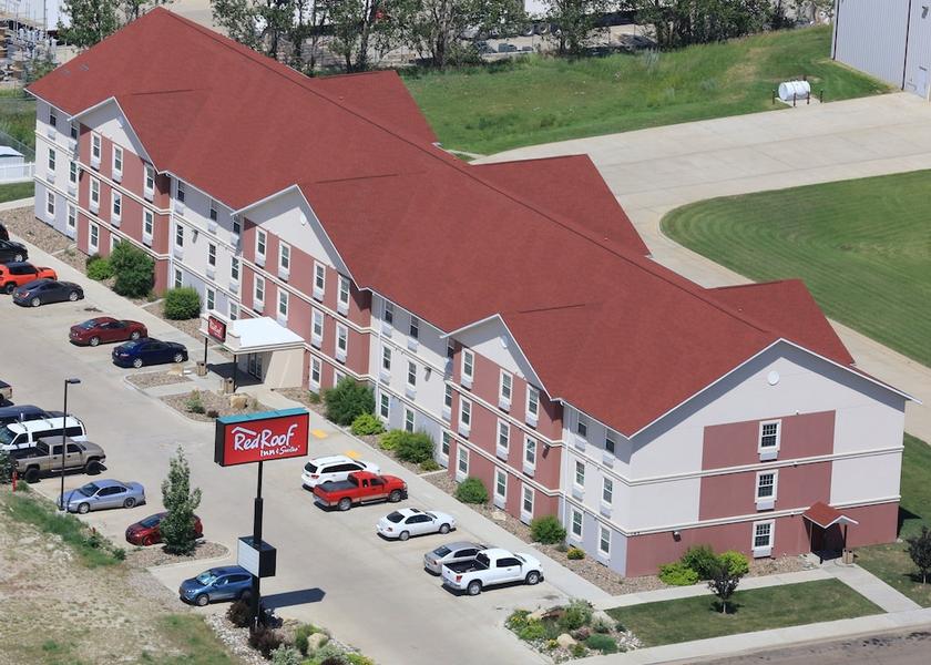 North Dakota Dickinson Exterior Detail