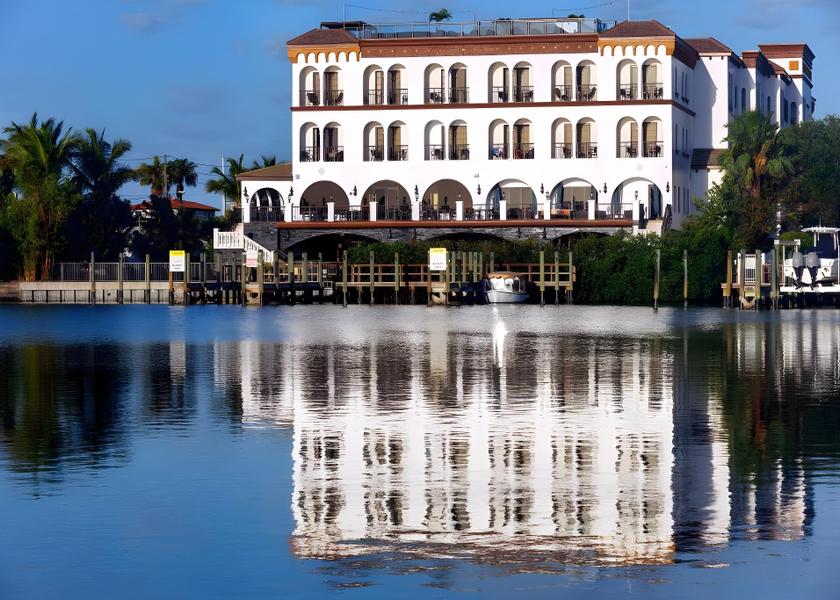 Florida St. Pete Beach Hotel Exterior