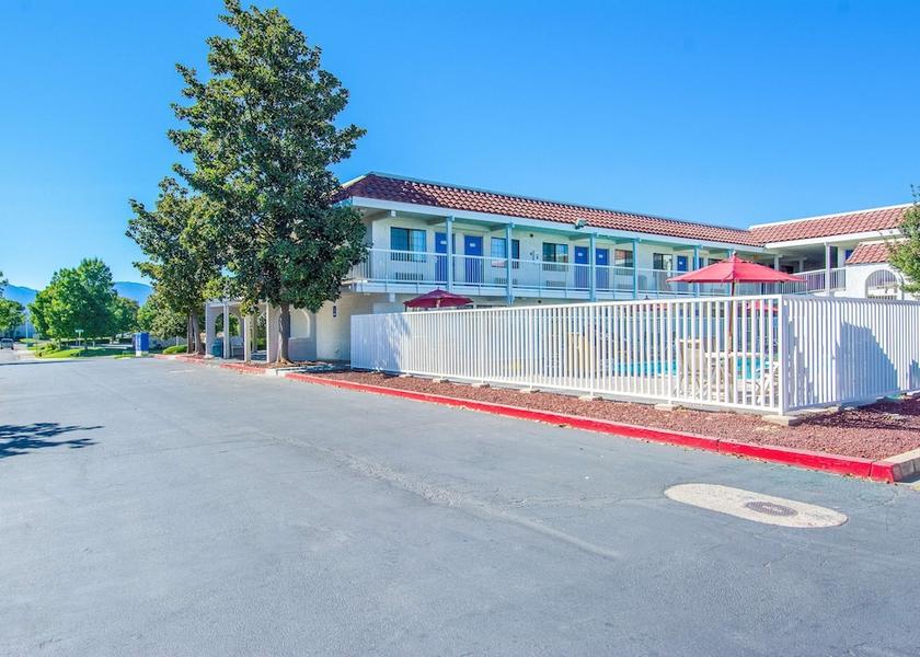 California Redding Exterior Detail