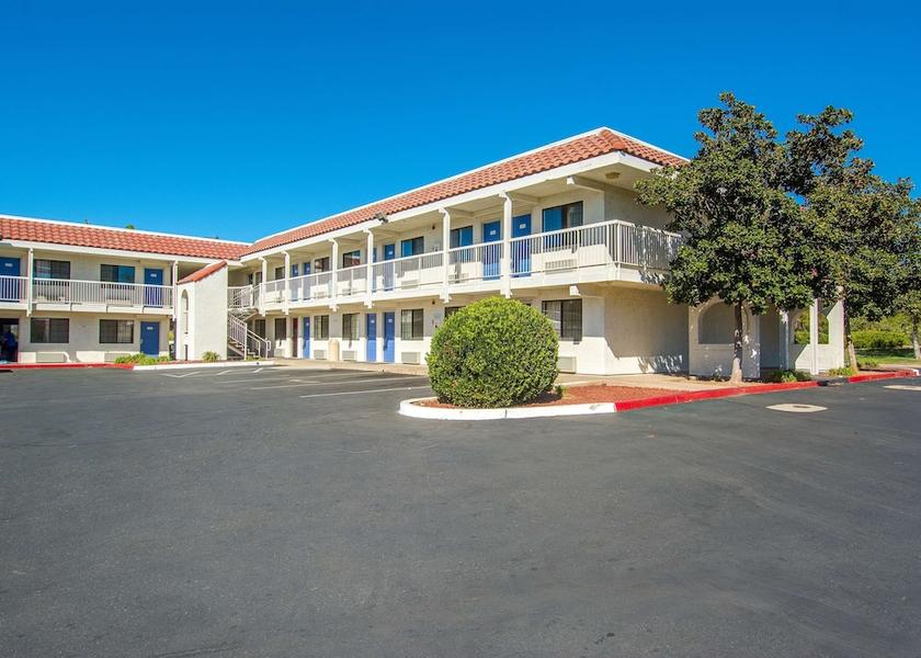 California Redding Exterior Detail