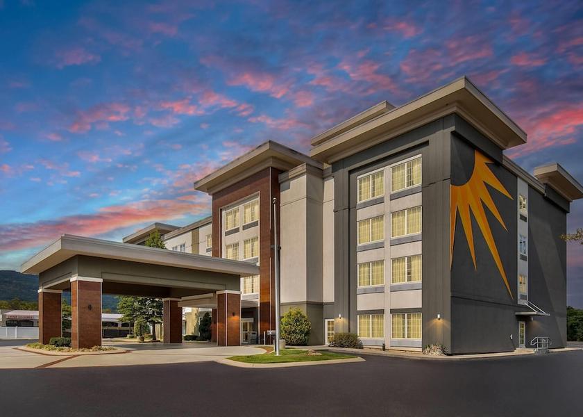 Tennessee Chattanooga Exterior Detail