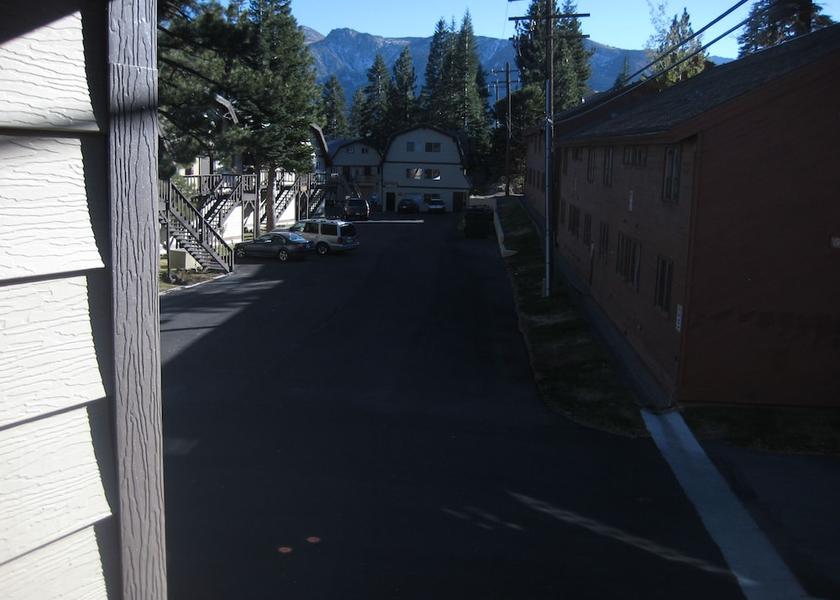 California Mammoth Lakes Exterior Detail
