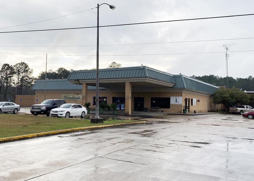 Louisiana Leesville Exterior Detail