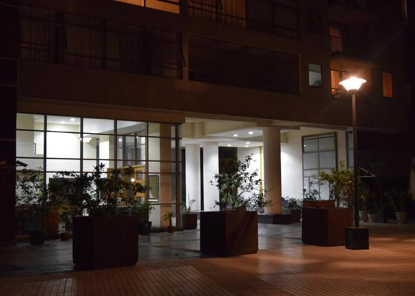 Santiago Santiago Exterior Detail