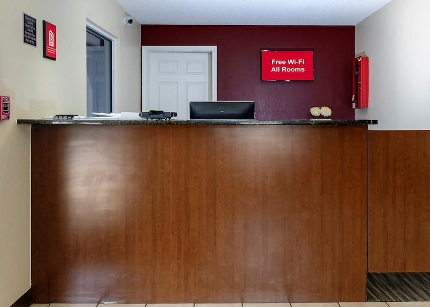Florida De Funiak Springs Lobby
