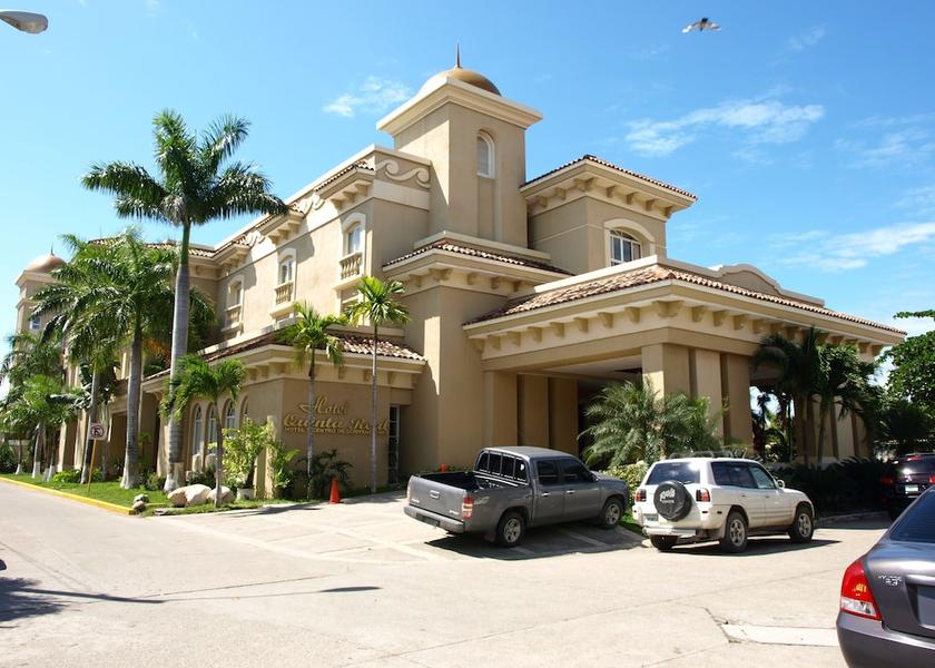 Atlantida La Ceiba Facade