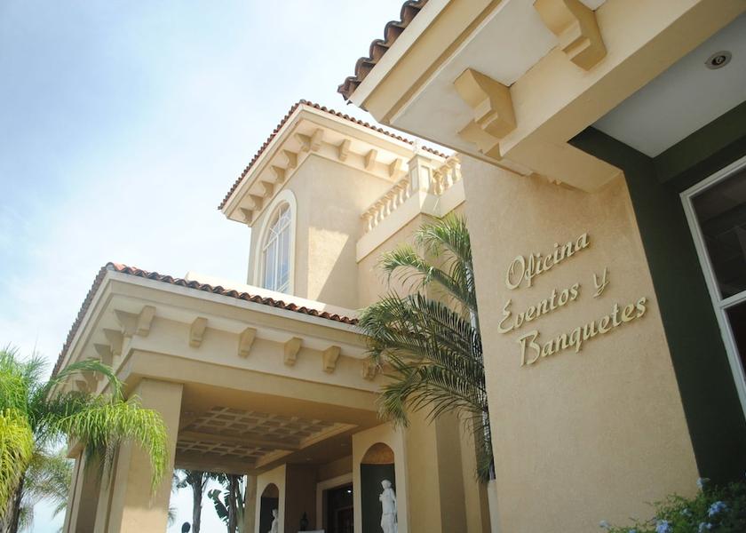 Atlantida La Ceiba Facade