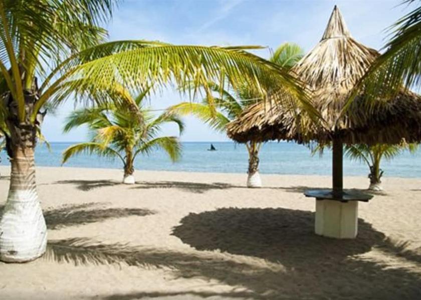 Atlantida La Ceiba Beach
