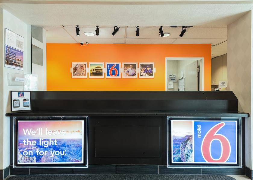 Utah Cedar City Lobby