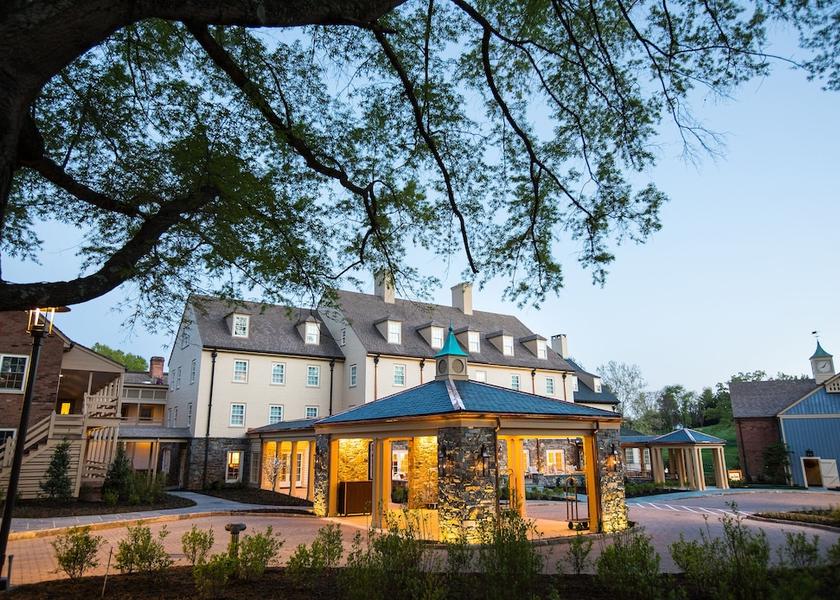 Virginia Charlottesville Facade