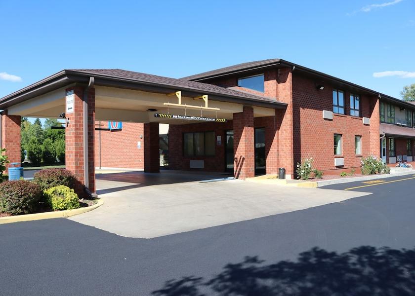 New York Binghamton Property entrance