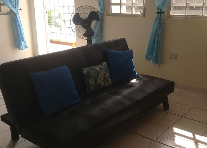  Fajardo Living room
