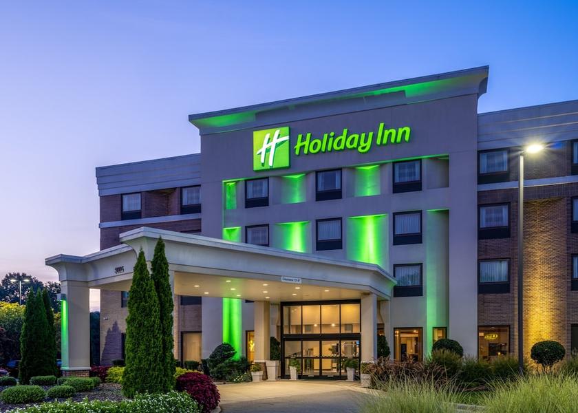 Georgia Greensboro Exterior Detail