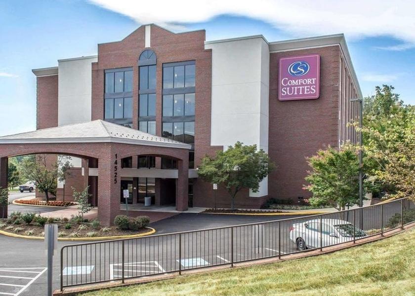 Virginia Woodbridge Exterior Detail