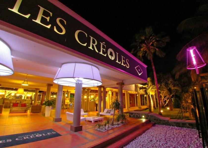  Saint-Paul Exterior Detail