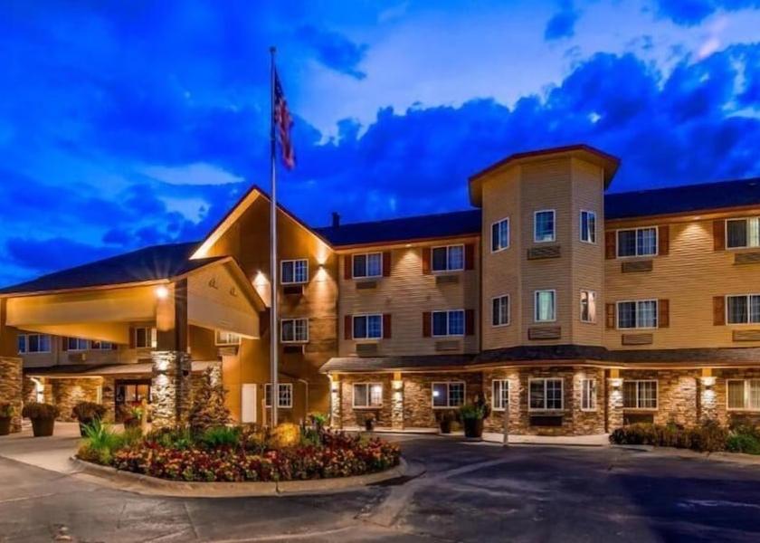 Nebraska Omaha Exterior Detail