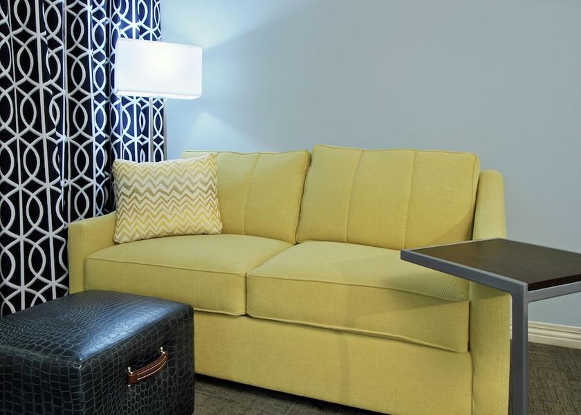 Mississippi Richland Living Area