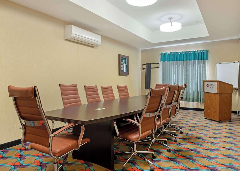 California Pleasanton Meeting Room
