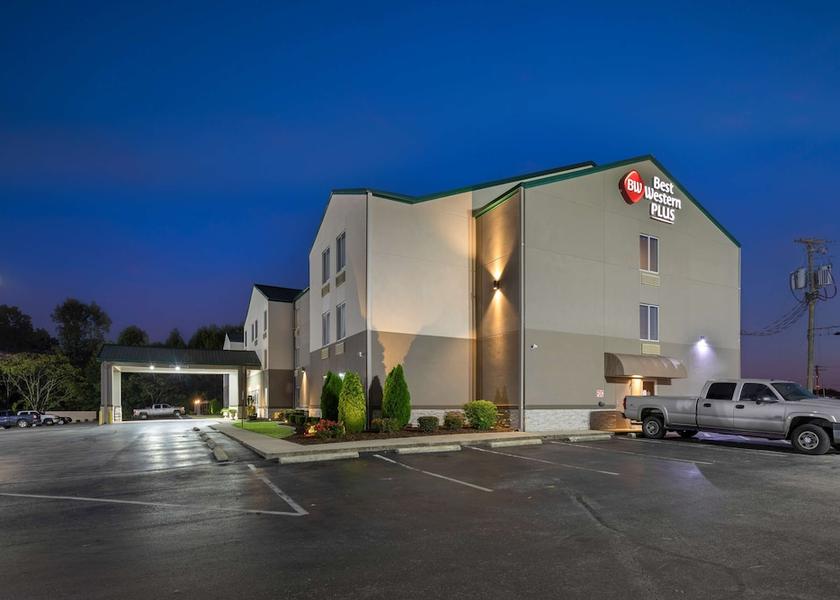 Arkansas Russellville Exterior Detail