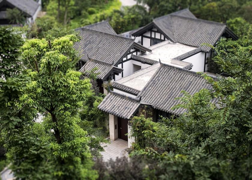  Chongqing Exterior Detail