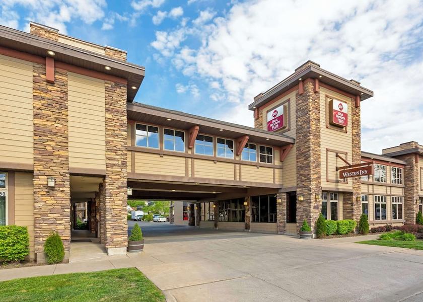 Ohio Logan Exterior Detail