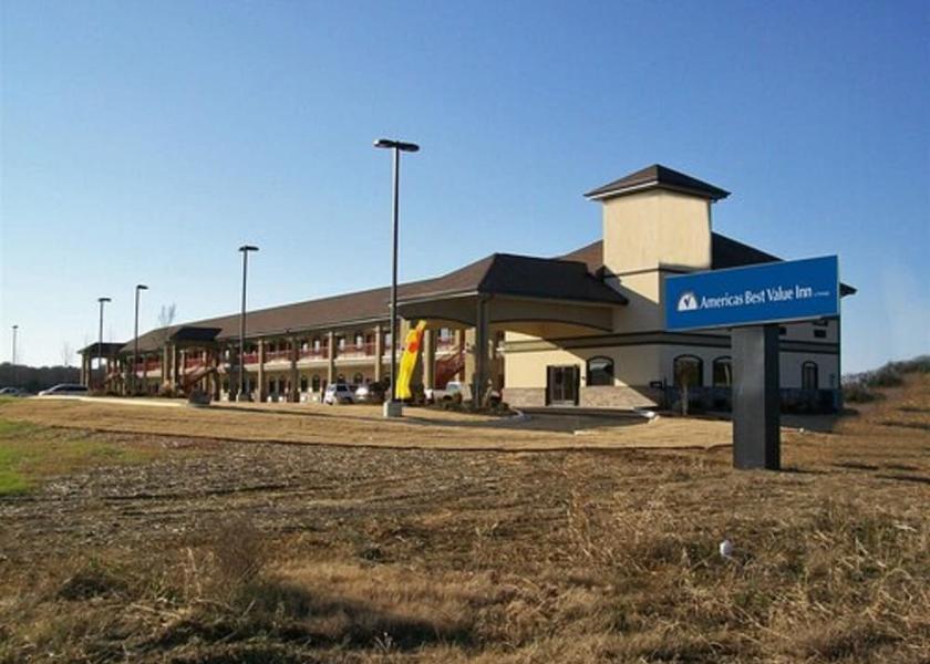 Mississippi Tupelo Entrance