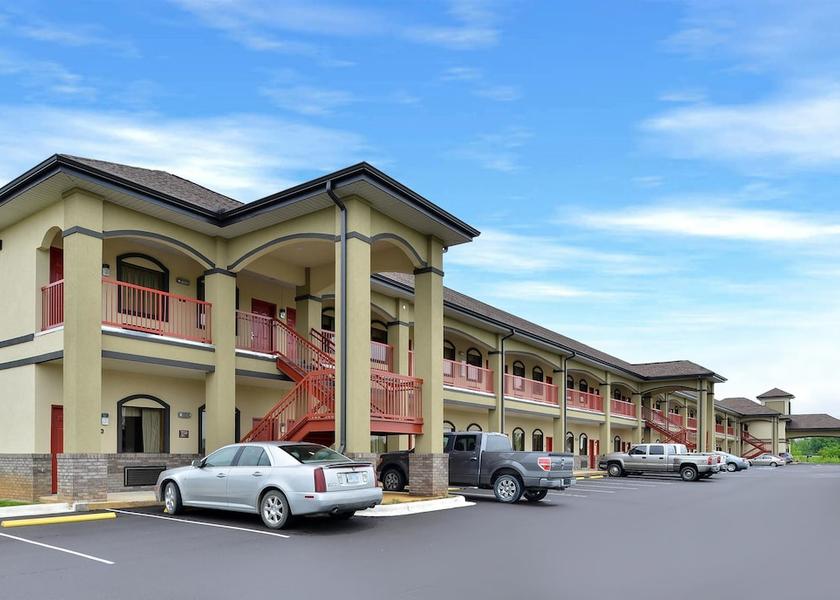 Mississippi Tupelo Facade