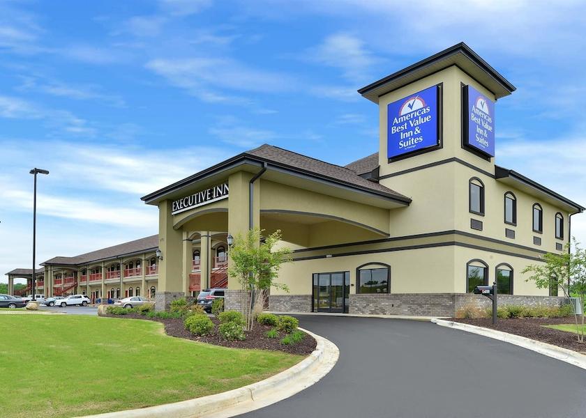 Mississippi Tupelo Facade