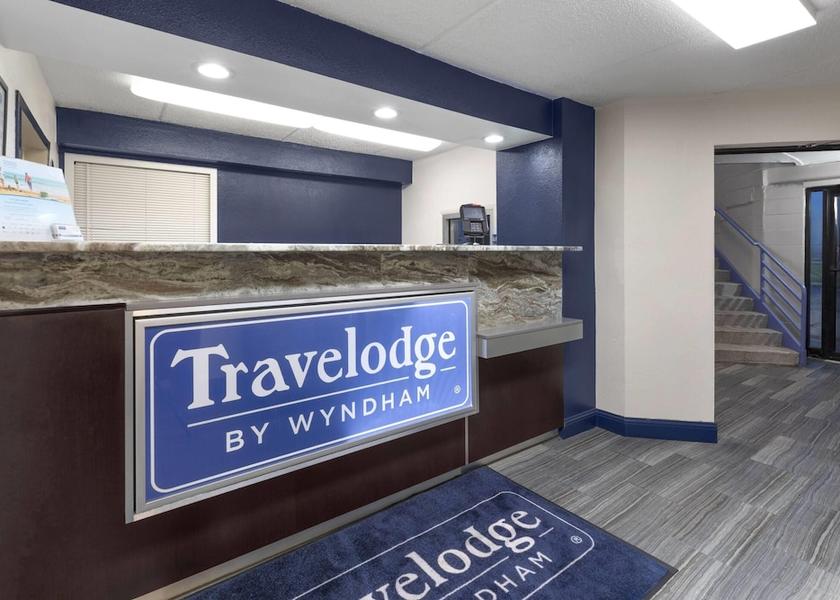 Michigan Madison Heights Lobby