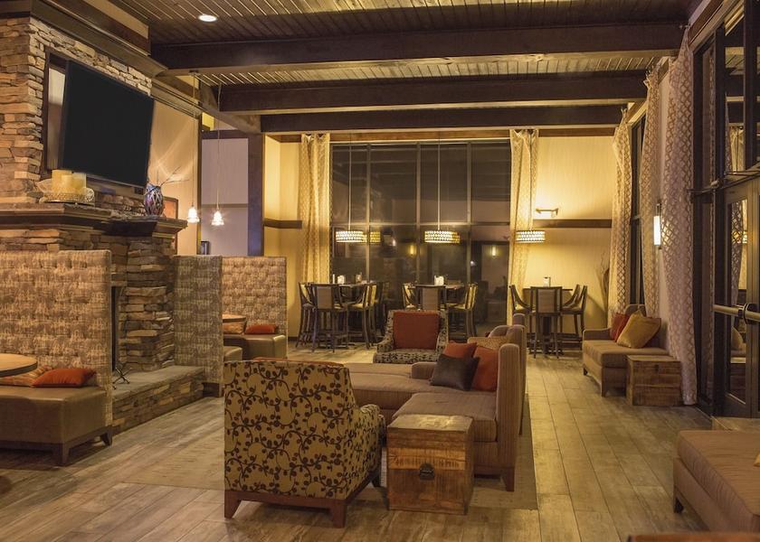 North Dakota Watford City Lounge