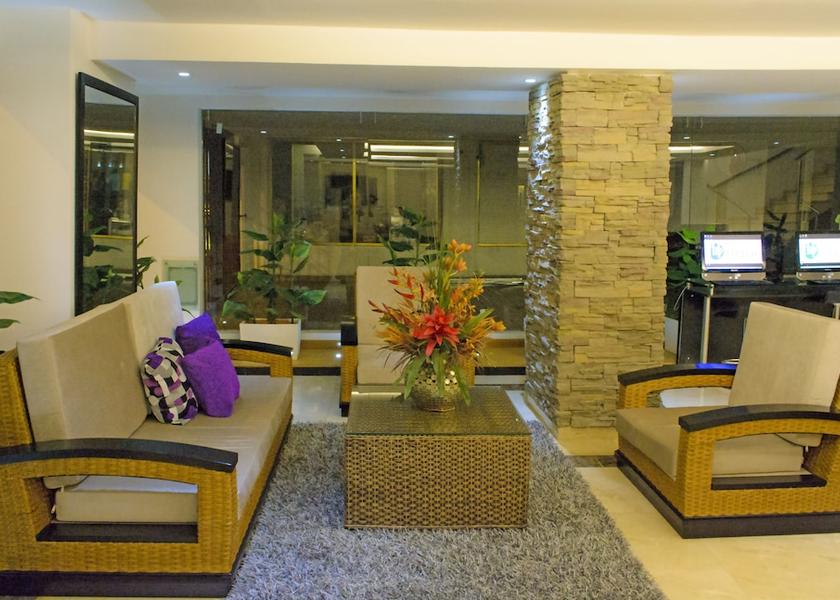 Santander Bucaramanga Lobby