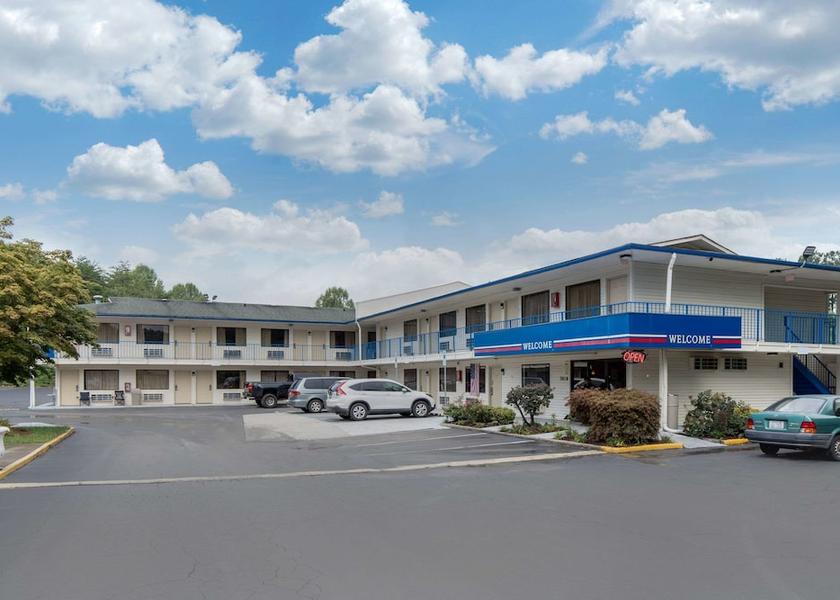 North Carolina Winston-Salem Exterior Detail