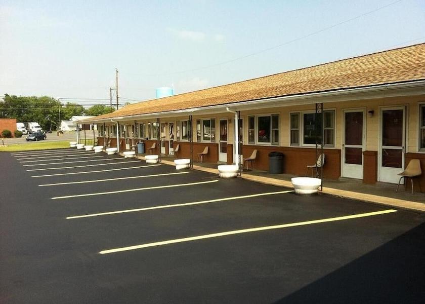 Pennsylvania Mifflintown Exterior Detail